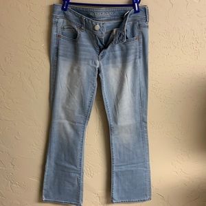 American Eagle kick boot jeans / size 6 short